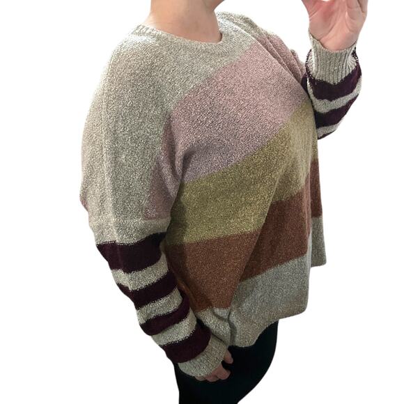 Active USA MEDIUM  Multicolor Colorblock Striped Textured Oversized Sweater - Picture 5 of 9